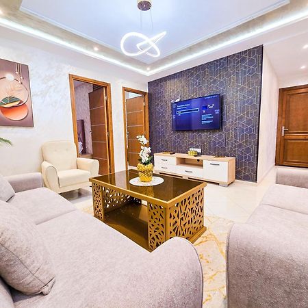 Elite Holiday Home - Luxury & Centric Flat แทนเจียร์ ภายนอก รูปภาพ
